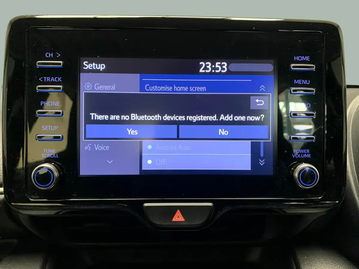 2022-toyota-yaris-15-vvt-i-icon-big-18