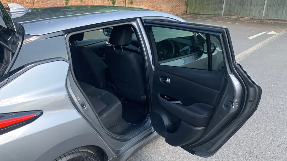 2022-nissan-leaf-e-n-connecta-39kwh-big-54