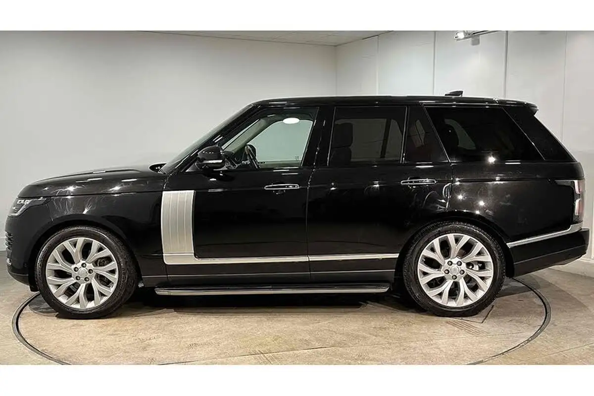2019-land-rover-range-rover-30-sd-v6-vogue-big-6