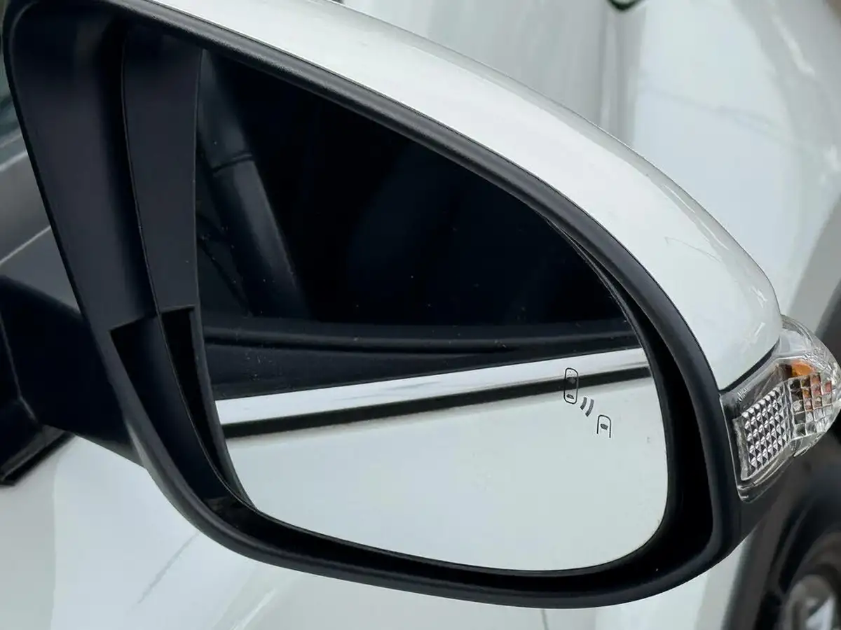 2022-toyota-c-hr-20-vvt-i-excel-big-12