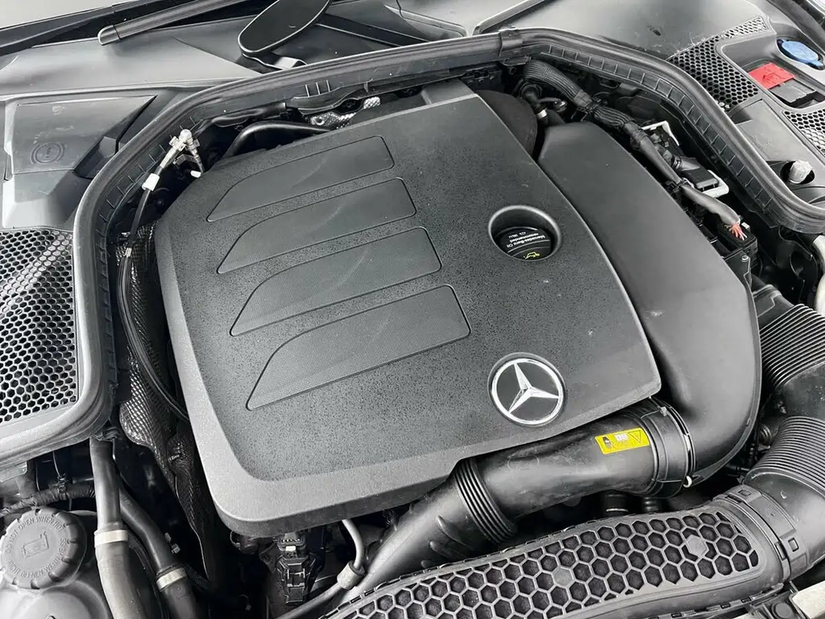 2018-mercedes-benz-c-class-15-c200-amg-line-ss-estate-5d-big-12