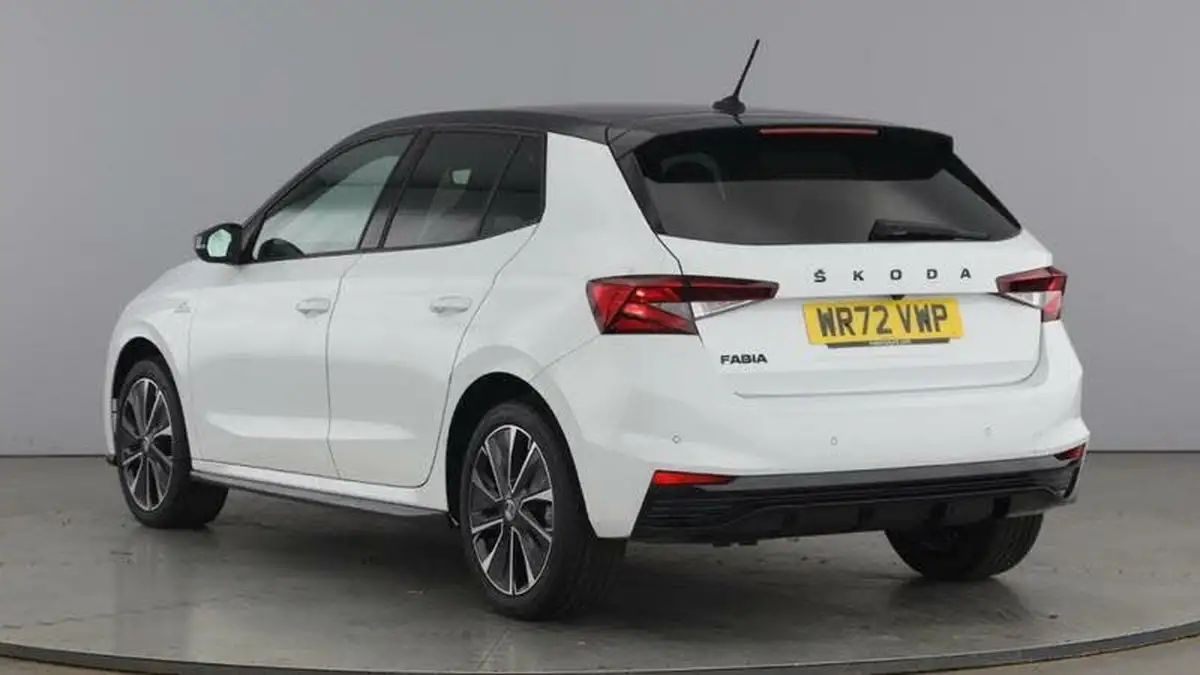 2023-skoda-fabia-15-tsi-monte-carlo-big-2