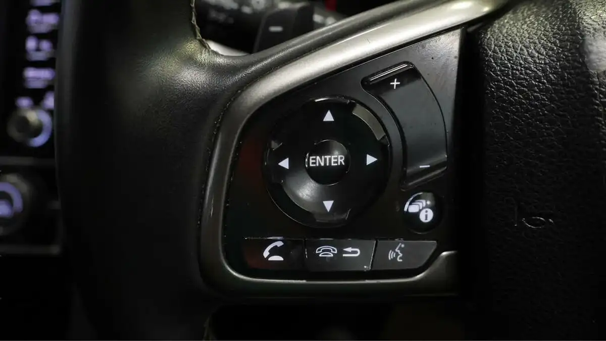 2021-honda-civic-15-vtec-turbo-sport-ss-cvt-big-21