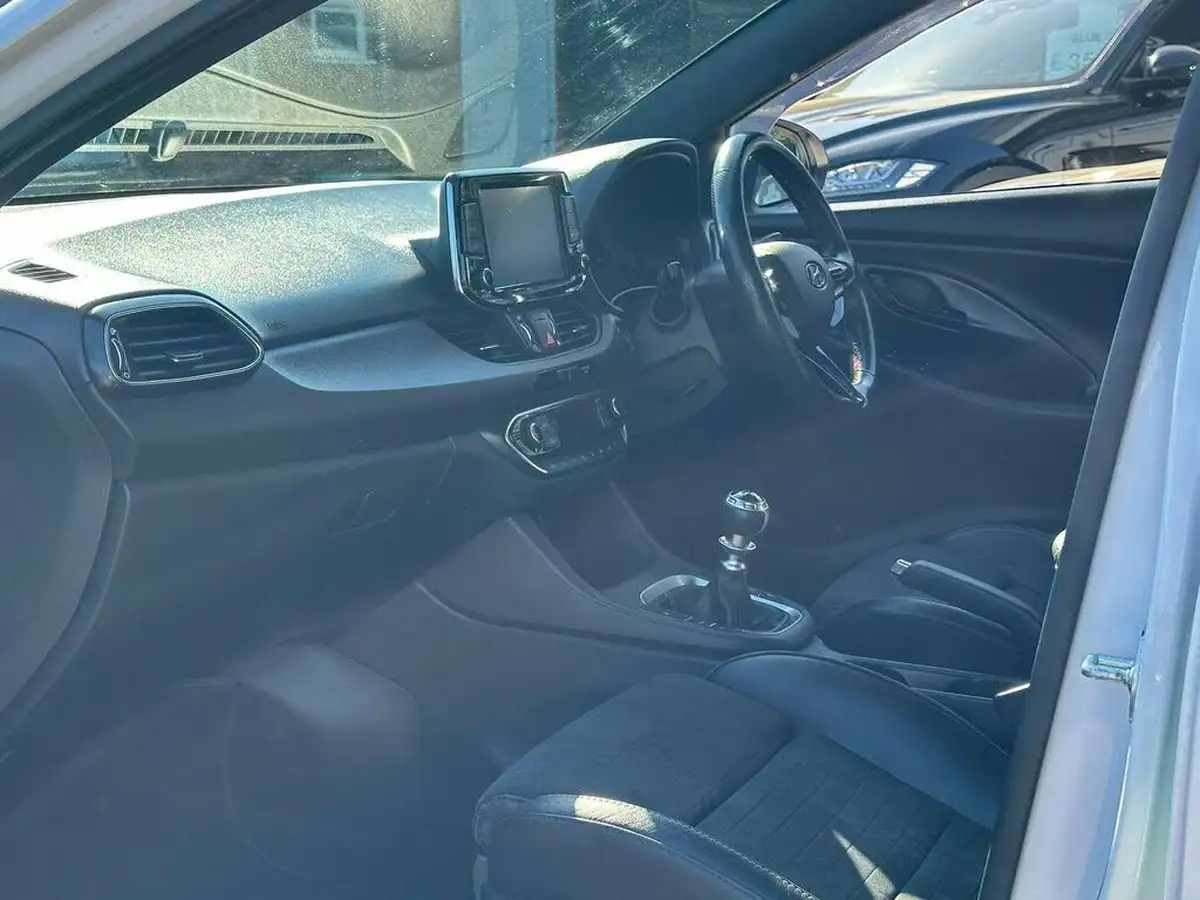 2018-hyundai-i30-n-20-t-gdi-n-performance-big-25