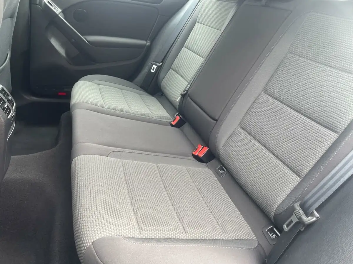 2011-volkswagen-golf-14-match-125ps-5d-dsg-big-12