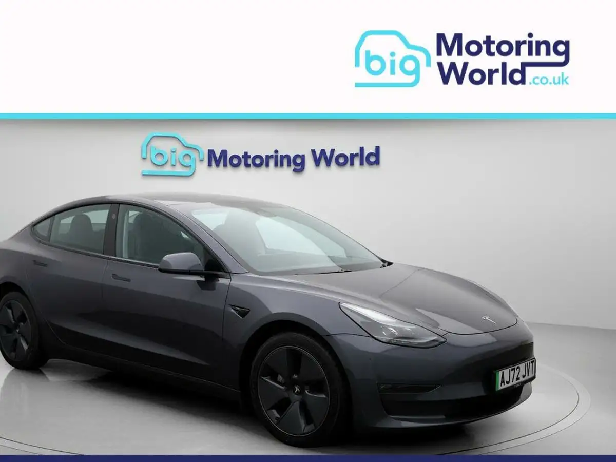 2022-tesla-model-3-e-long-range-big-0