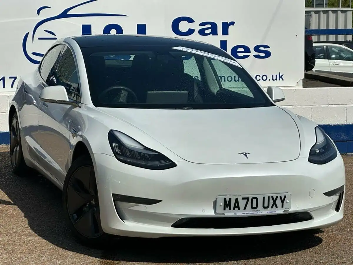 2020-tesla-model-3-e-long-range-big-0