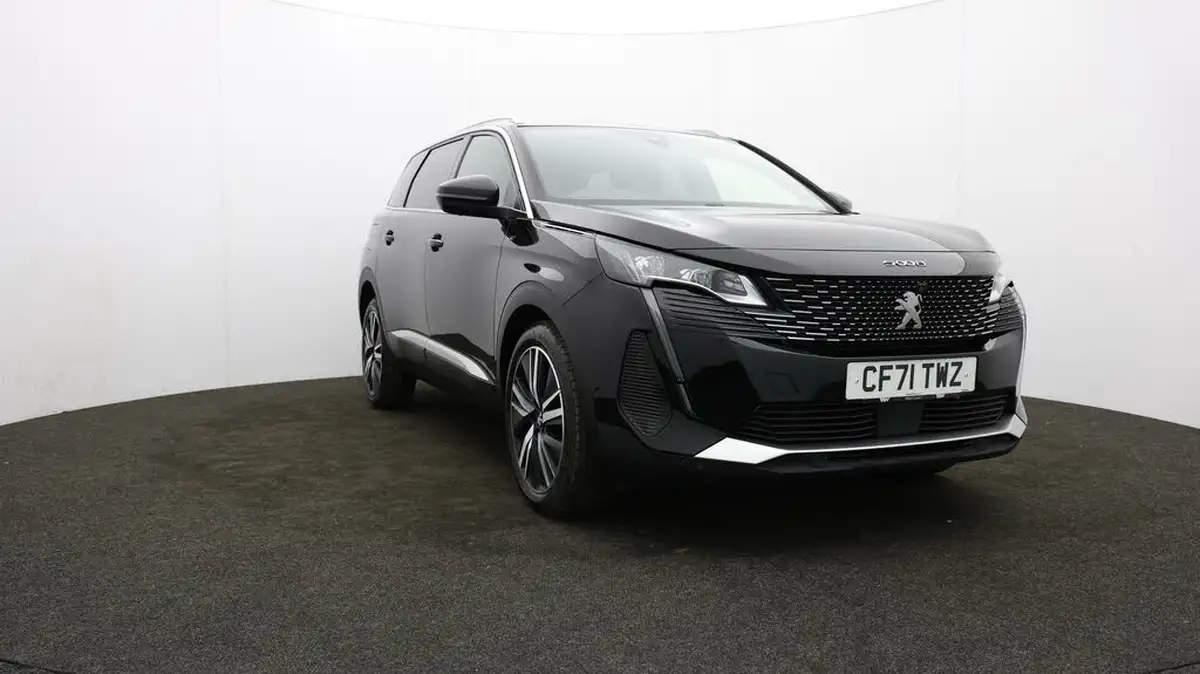 2021-peugeot-5008-suv-12-puretech-gt-premium-big-47