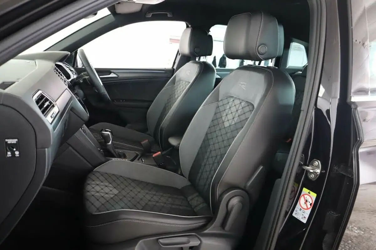 2021-volkswagen-tiguan-15-tsi-r-line-big-51