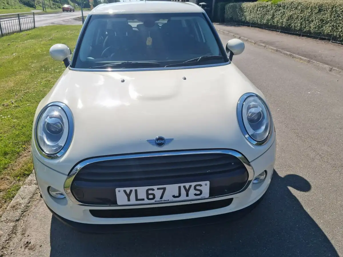 2018-mini-cooper-15td-cooper-d-ss-hatchback-5d-big-1