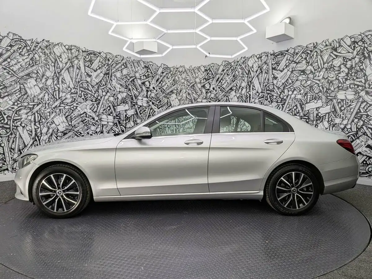 2021-mercedes-benz-c-class-20d-c220d-se-saloon-4d-big-11