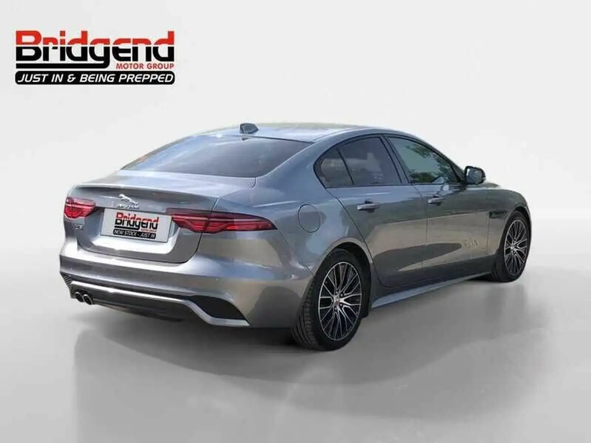 2020-jaguar-xe-20d-r-dynamic-s-big-2