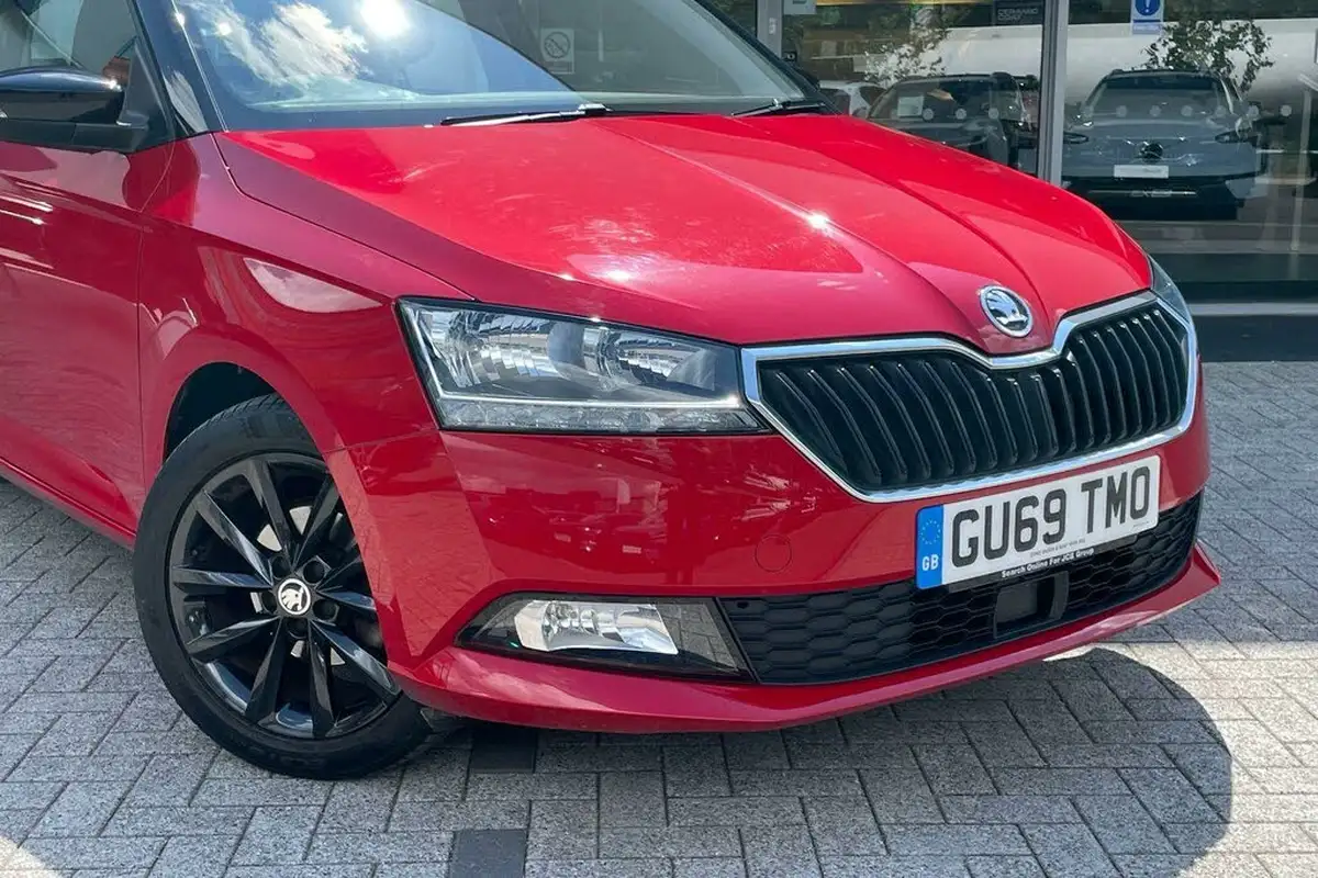2019-skoda-fabia-10-tsi-colour-edition-big-1