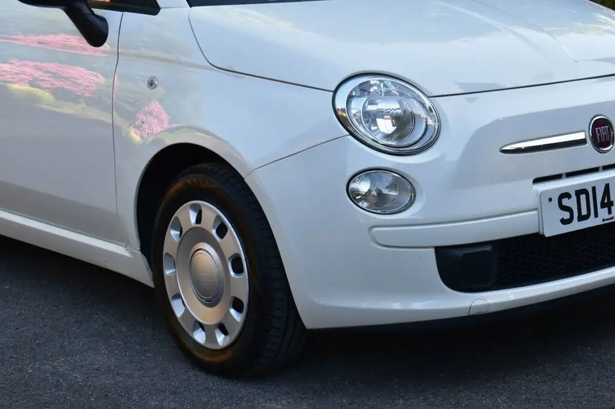 2014-fiat-500-12-pop-big-20