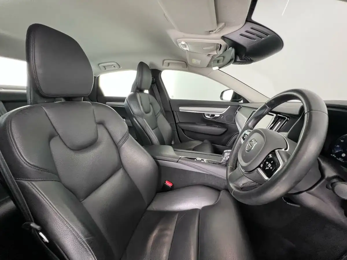 2020-volvo-s90-20td-d4-momentum-plus-big-13