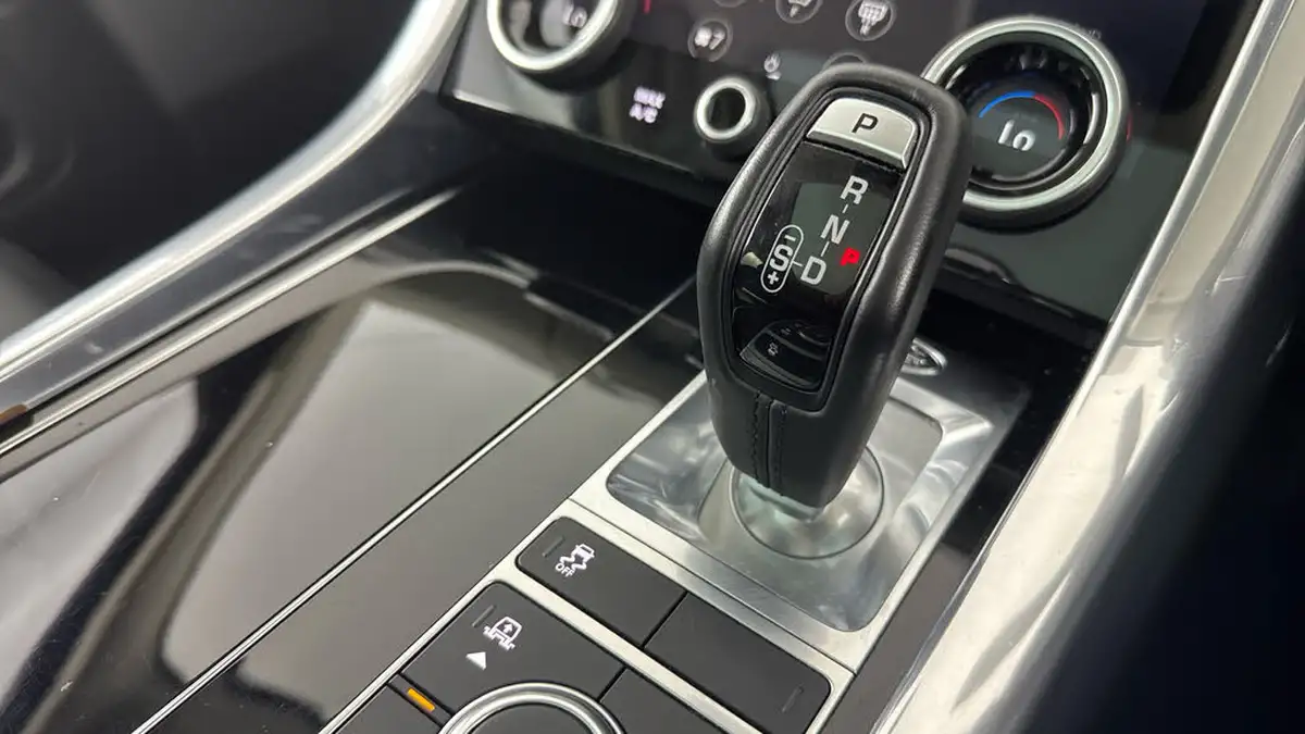 2021-land-rover-range-rover-sport-30-d300-hse-silver-big-19