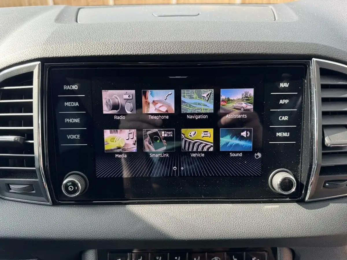 2021-skoda-karoq-15-tsi-se-l-dsg-big-23