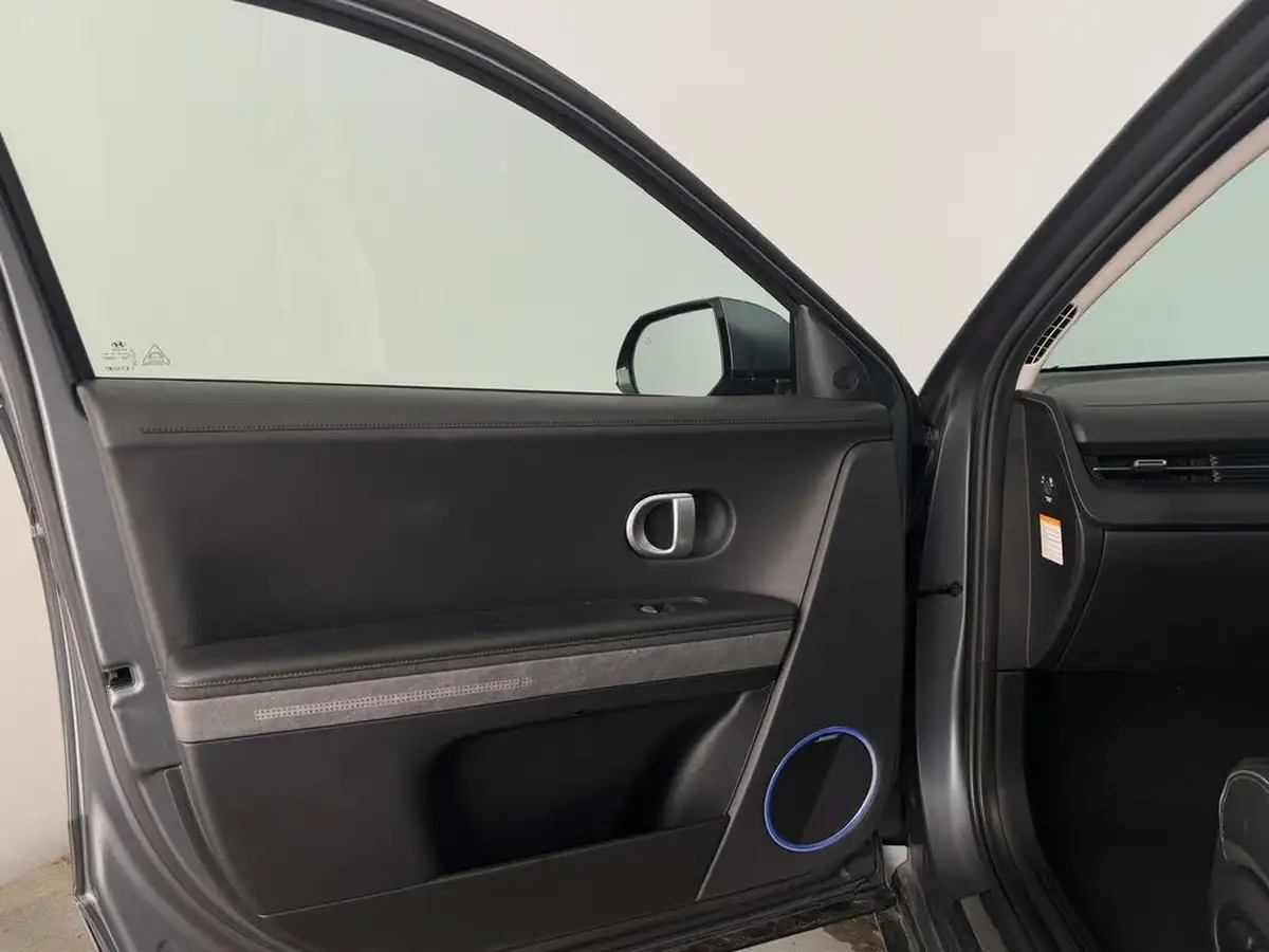 2021-hyundai-ioniq-5-e-ultimate-217ps-73kwh-rwd-big-8