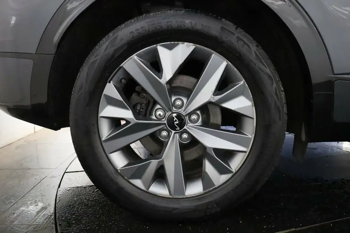 2022-kia-sportage-16-t-gdi-gt-line-226bhp-hev-1598cc-auto-big-39