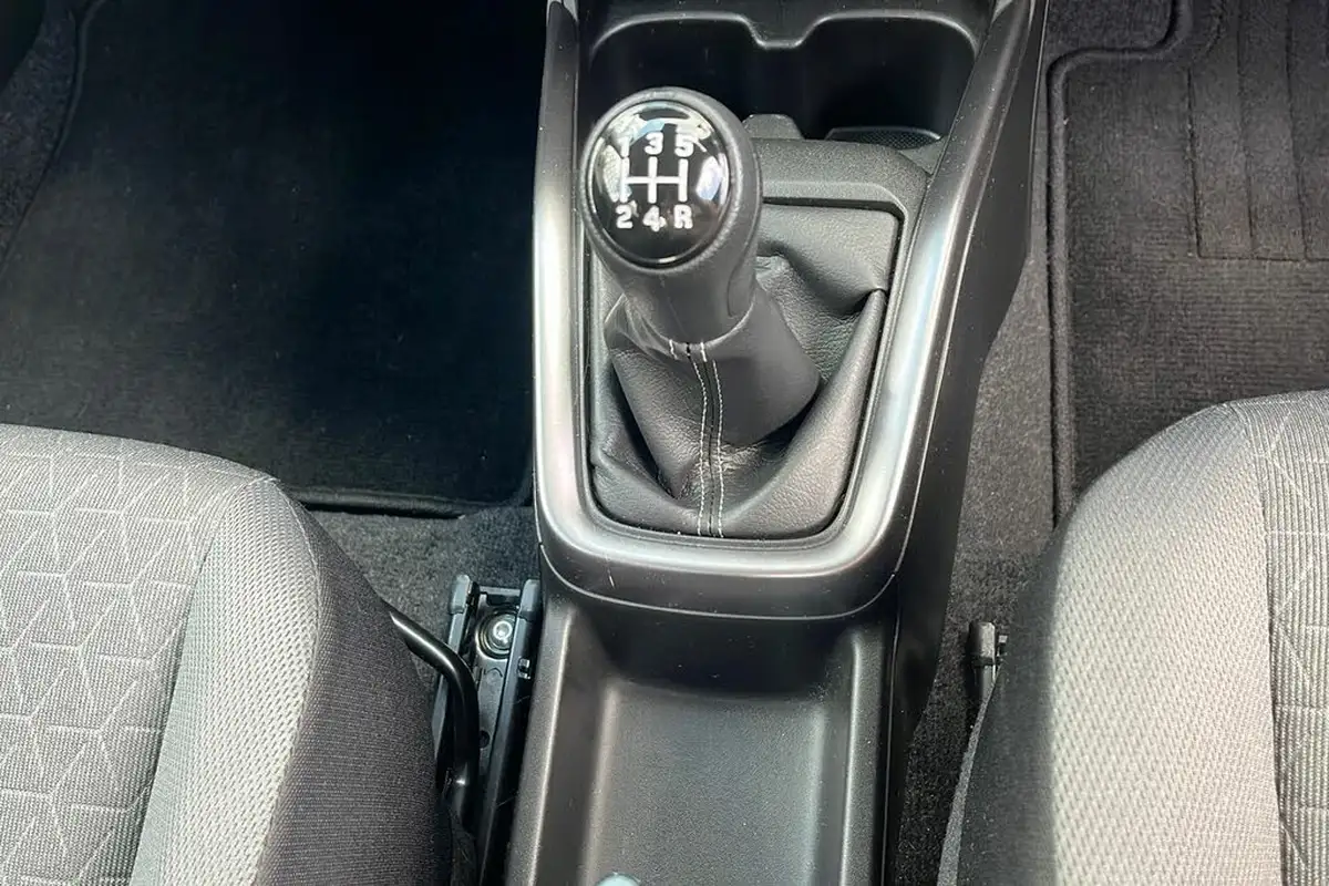 2024-suzuki-swift-12-ultra-big-16