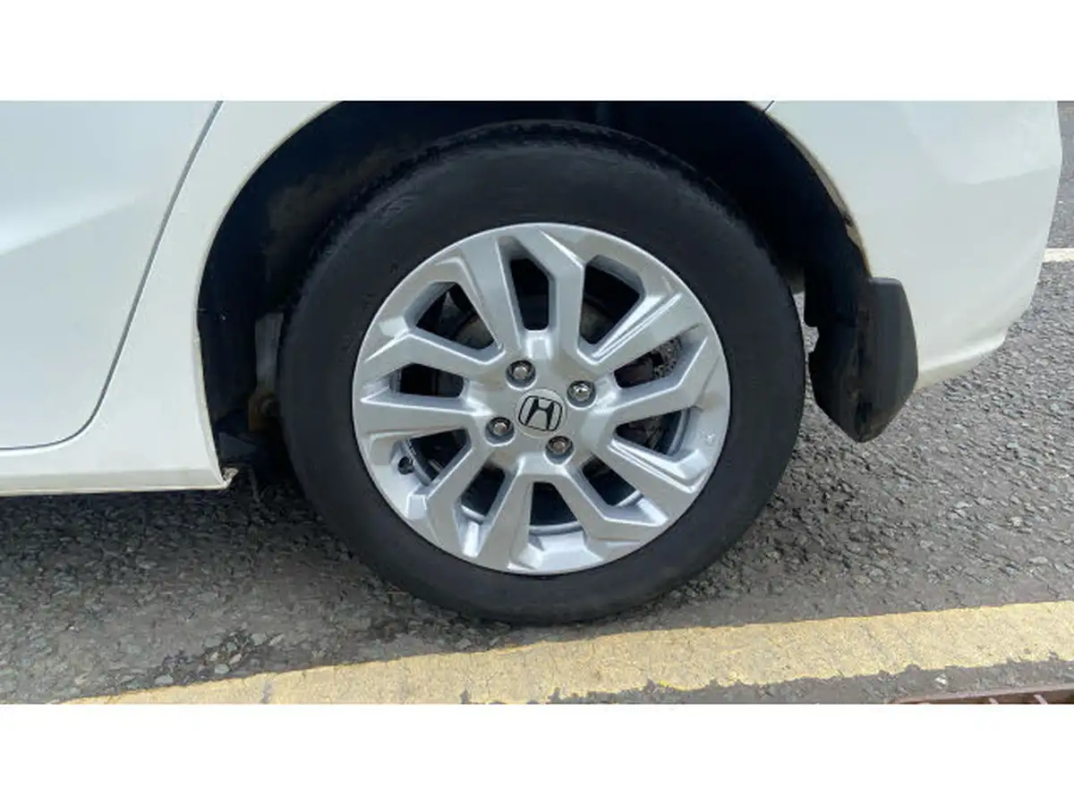 2018-honda-jazz-13-i-vtec-se-cvt-big-21