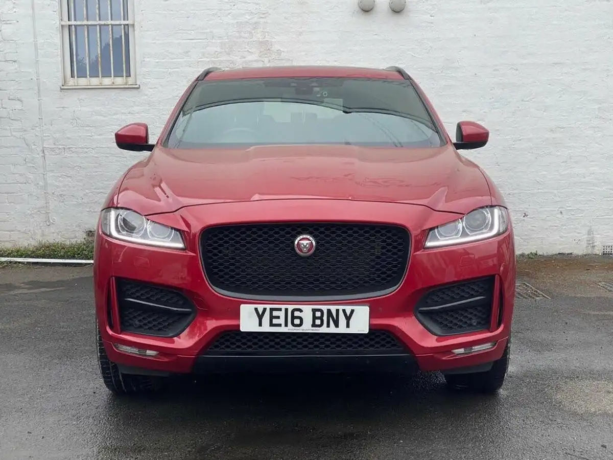 2016-jaguar-f-pace-20-i4d-r-sport-awd-auto-big-2