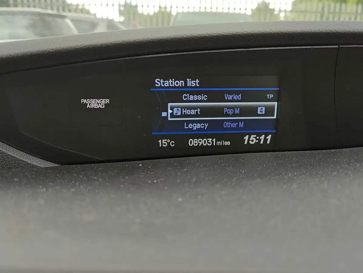 2013-honda-civic-16td-es-big-19