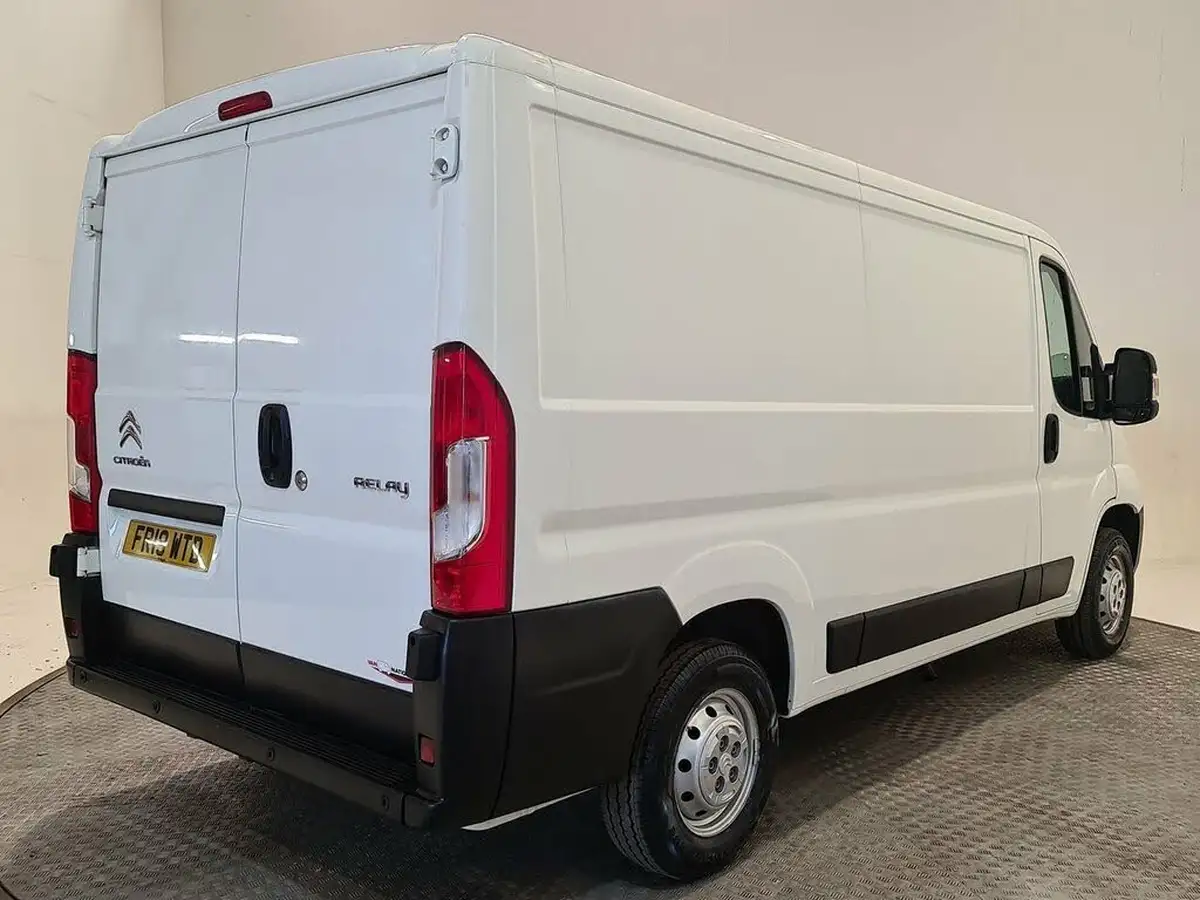 2019-citroen-relay-20bluehdi-35-l2h1-enterprise-big-27