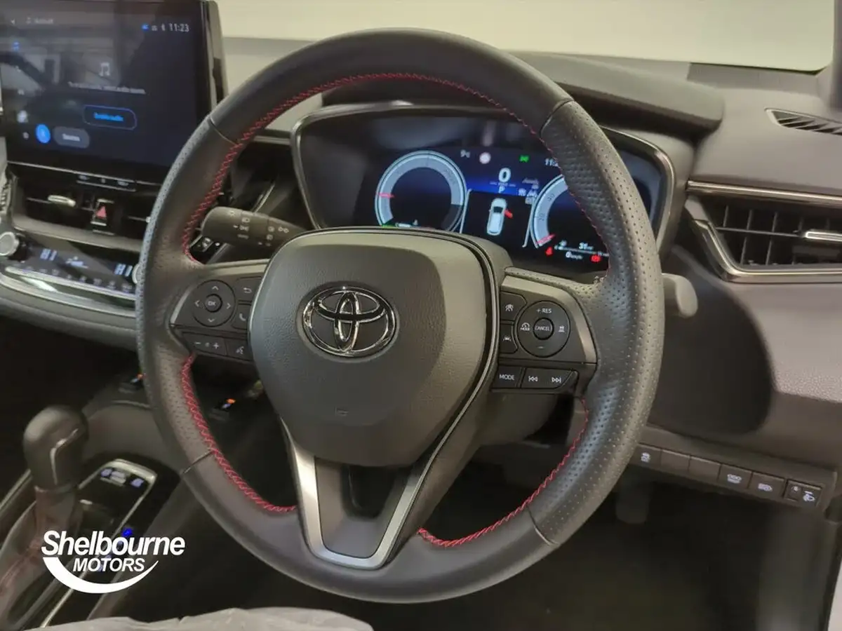 2023-toyota-corolla-18-vvt-i-gr-sport-138bhp-touring-sports-big-3