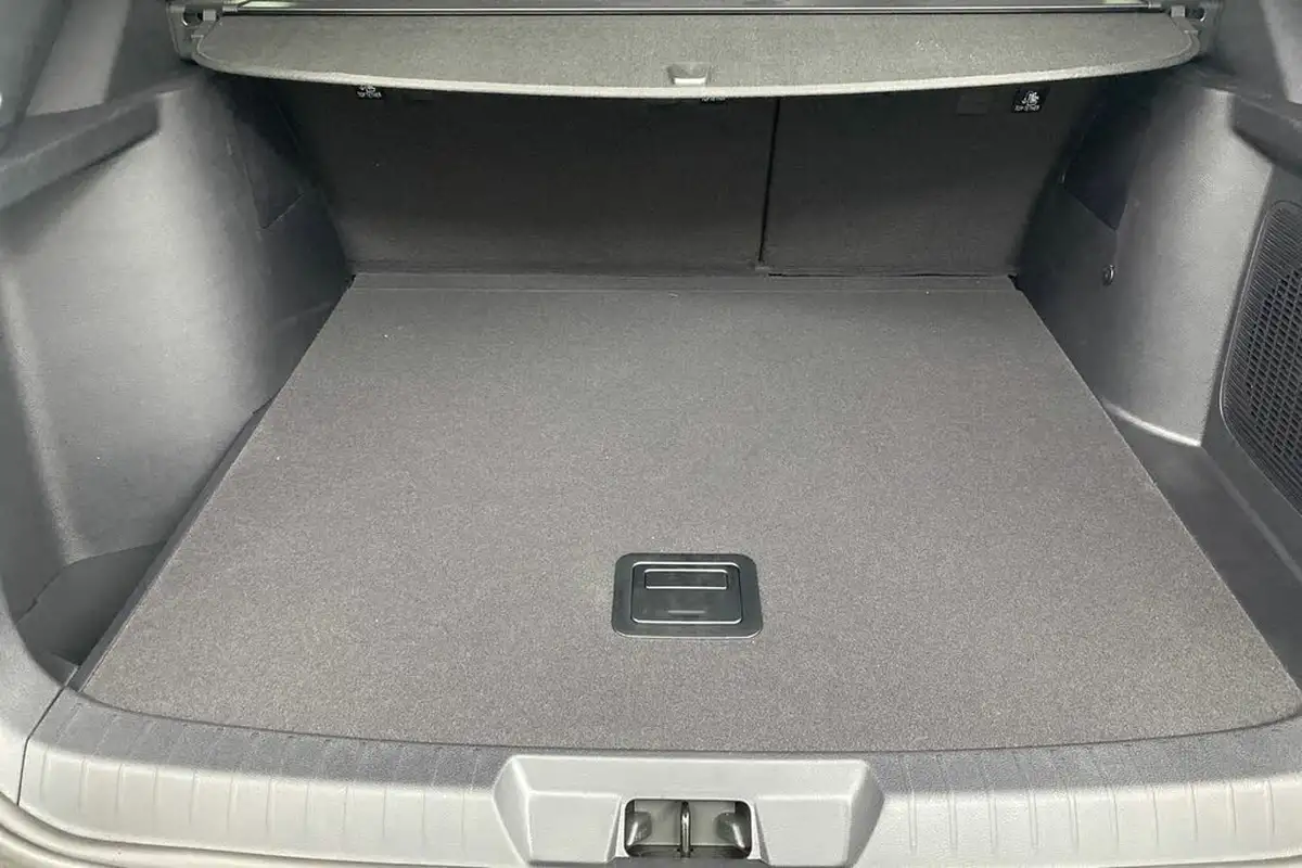 2025-byd-seal-15-design-big-14