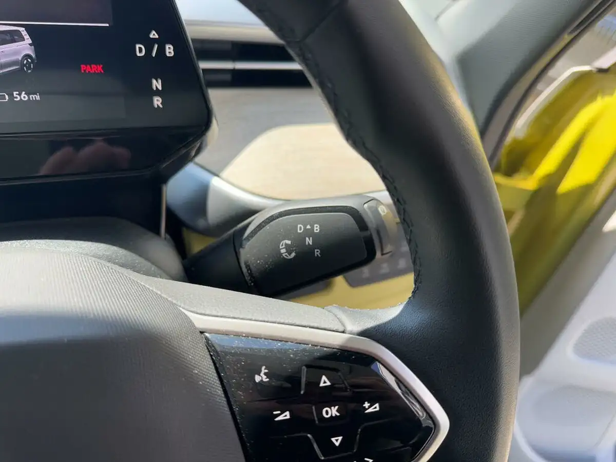 2023-volkswagen-idbuzz-e-style-standard-big-38