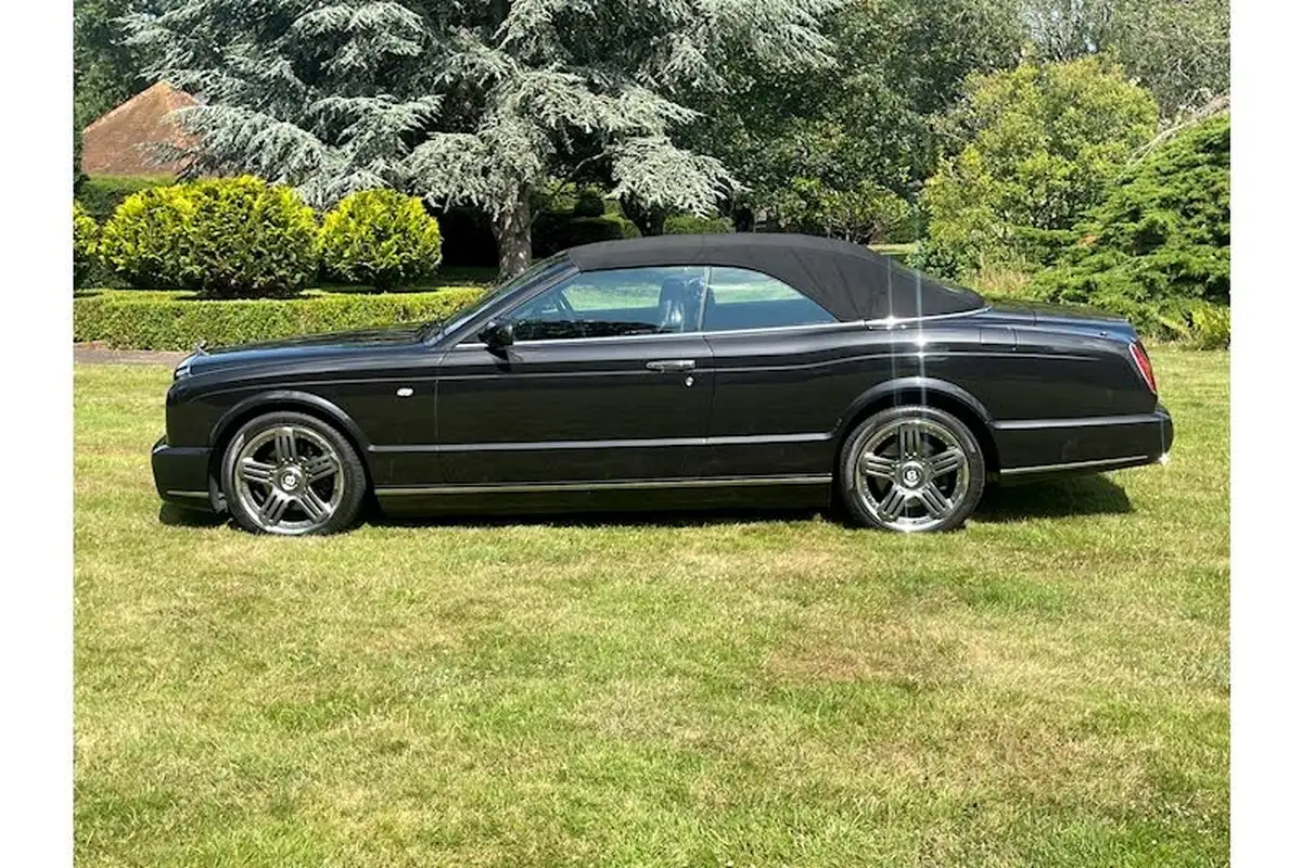 2006-bentley-azure-68-big-8