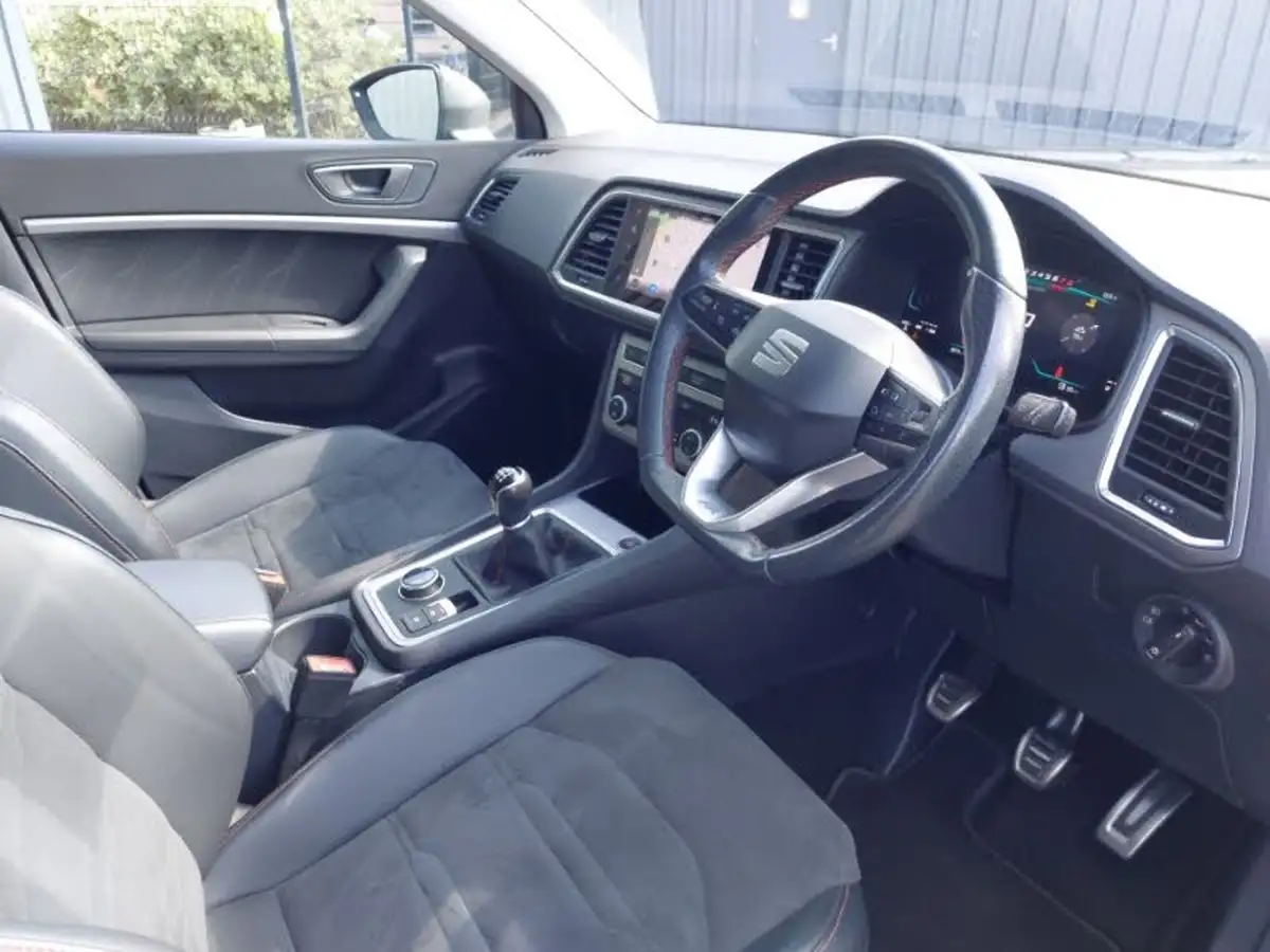 2024-seat-ateca-15-ecotsi-fr-big-11
