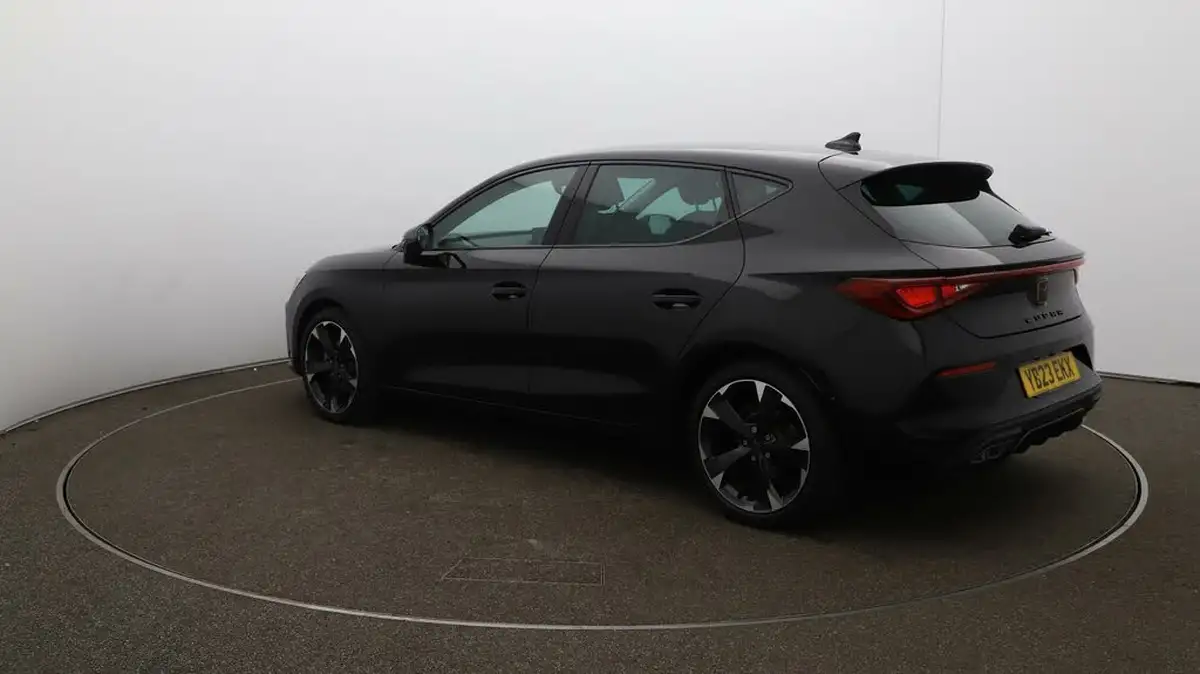 2023-cupra-leon-nf-15-etsi-v1-hatchback-big-54