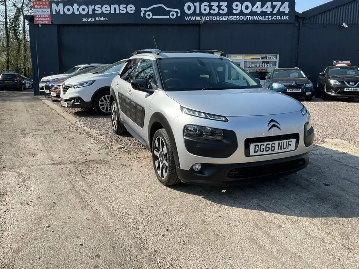 2016-citroen-c4-cactus-16bluehdi-flair-edition-big-49
