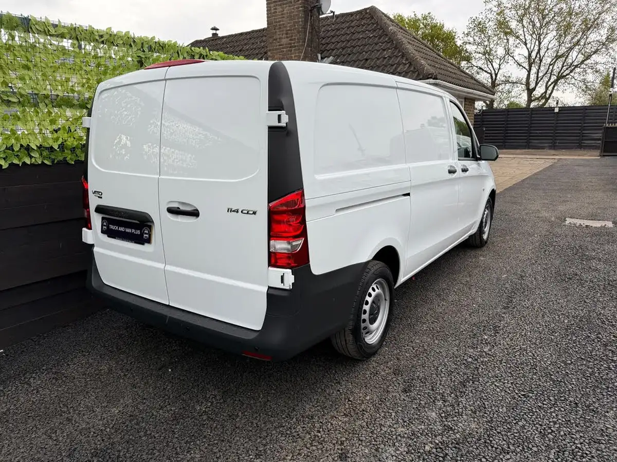 2021-mercedes-benz-vito-20cdi-114-progressive-l2-134bhpeu6dt-panel-1749cc-9g-tronic-big-4