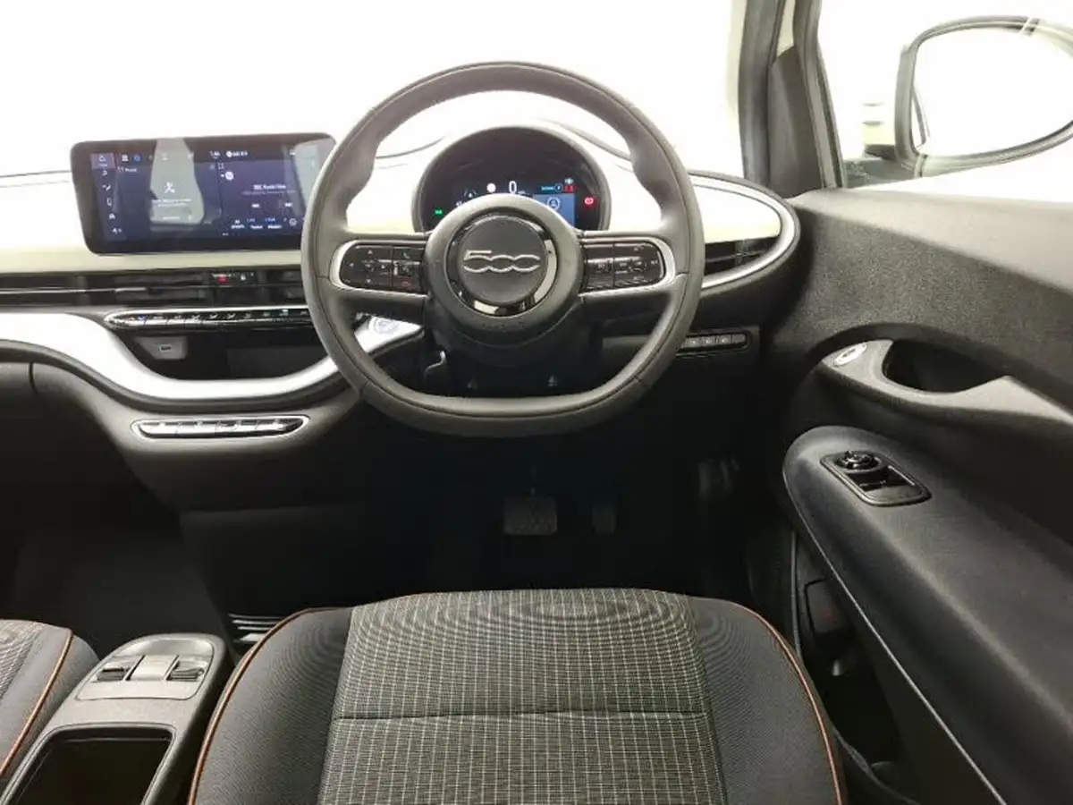 2022-fiat-500-e-icon-117bhp-big-6