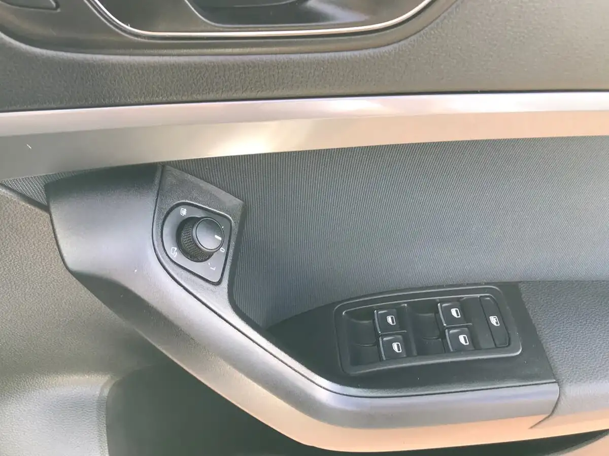 2018-seat-ateca-16tdi-se-technology-big-28