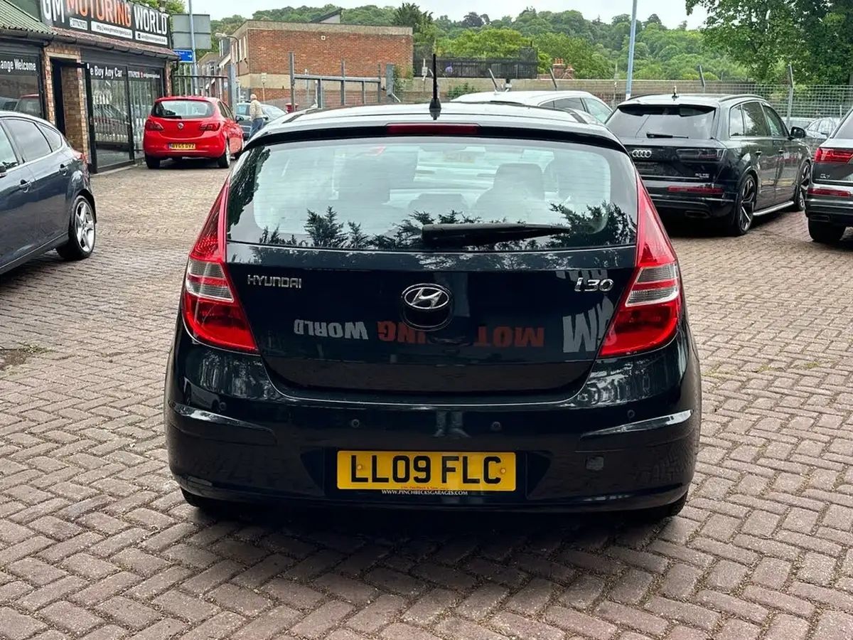 2009-hyundai-i30-14-comfort-big-3