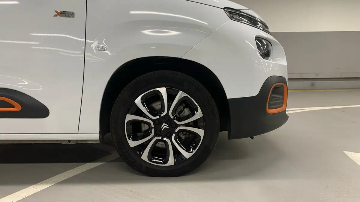 2023-citroen-berlingo-e-flair-xtr-m-size-big-16