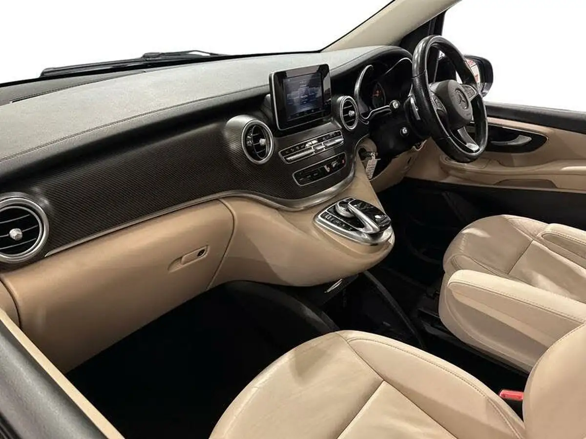 2016-mercedes-benz-v-class-21d-v220-bluetec-extra-long-sport-big-10