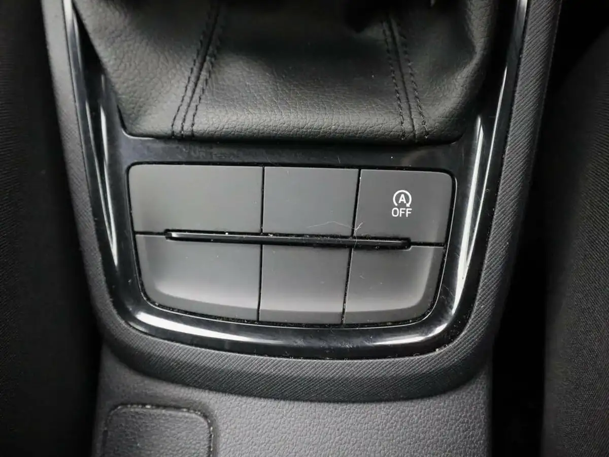 2022-skoda-kamiq-10-tsi-se-l-big-31