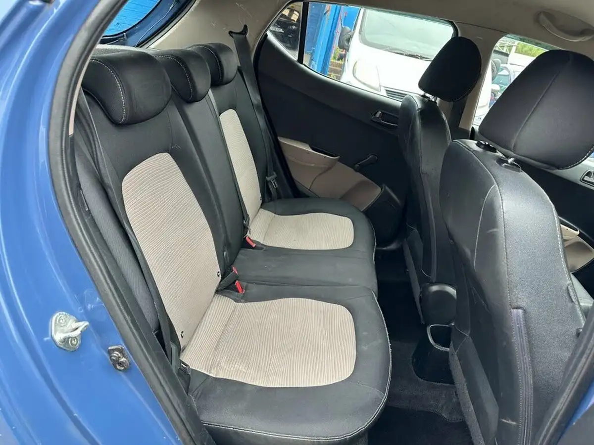 2015-hyundai-i10-10-s-big-13