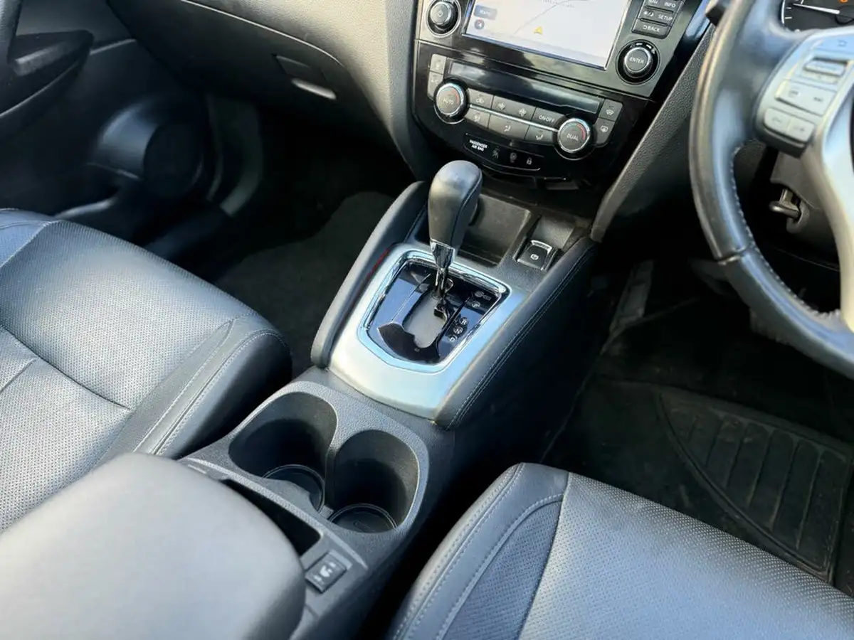 2015-nissan-qashqai-16dci-tekna-xtronic-cvt-big-58