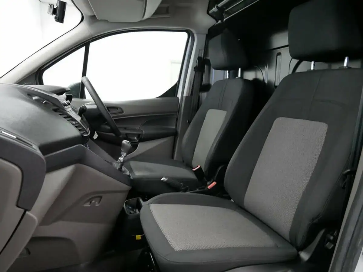 2022-ford-transit-connect-big-4