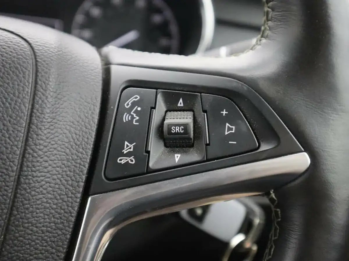 2017-vauxhall-mokka-x-14i-16v-turbo-elite-nav-140ps-ss-1364cc-big-28