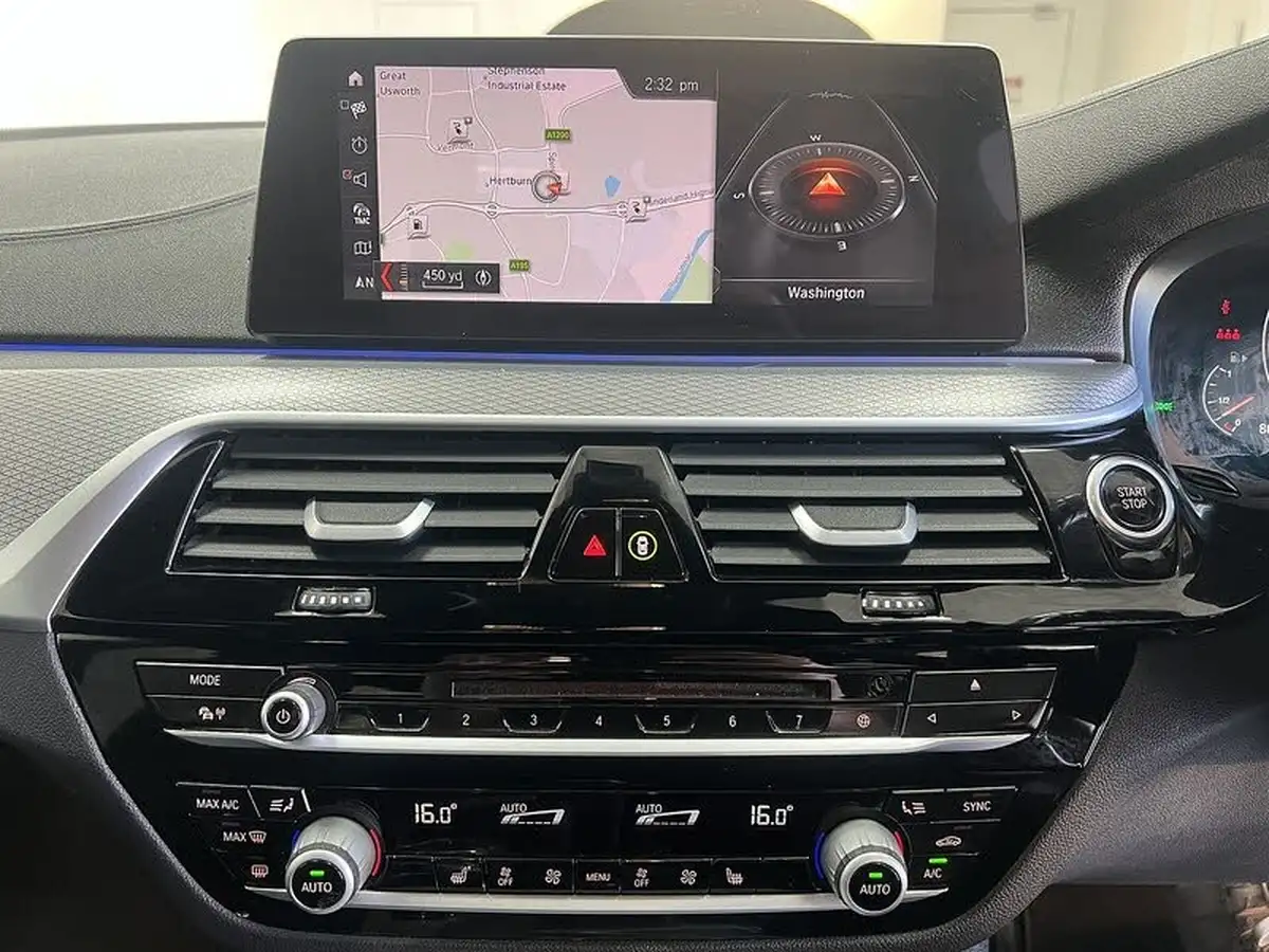 2018-bmw-5-series-20-530e-m-sport-big-11