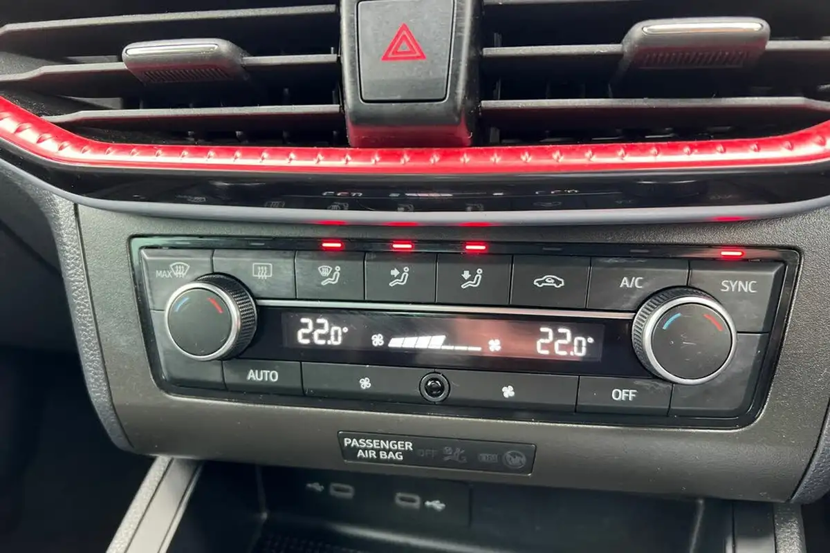 2022-seat-ibiza-10-tsi-fr-sport-95ps-big-31