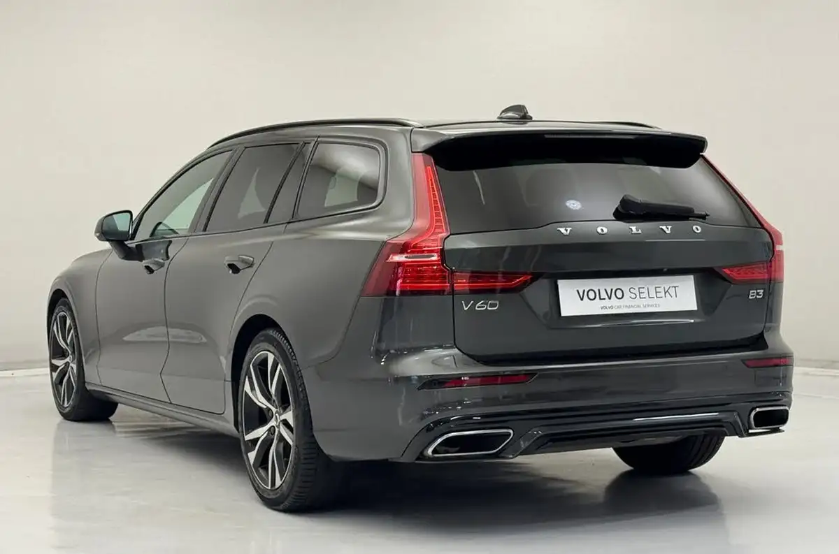 2021-volvo-v60-20-b3-r-design-161bhp-big-7