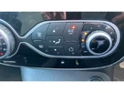 2019-renault-captur-09-tce-iconic-small-26